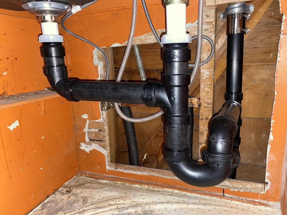 Professional Pipe Bursting equipment and tools on the job in Scaggsville